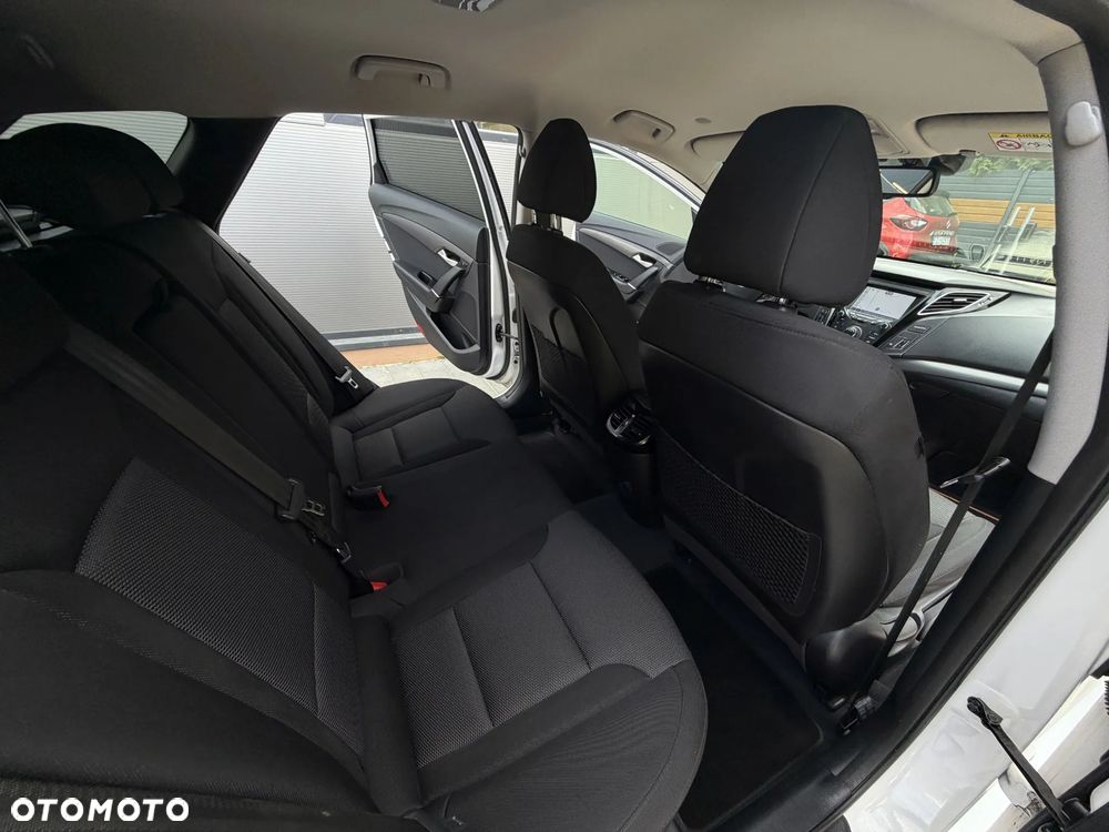 Hyundai i40 Kombi 1.7 CRDi DCT Premium - 18