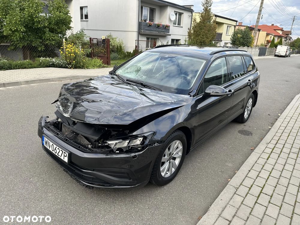 Volkswagen Passat 1.5 TSI EVO Elegance - 1