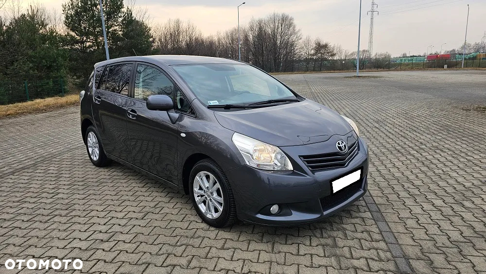 Toyota Verso 2.0 D-4D Sol 7os - 3