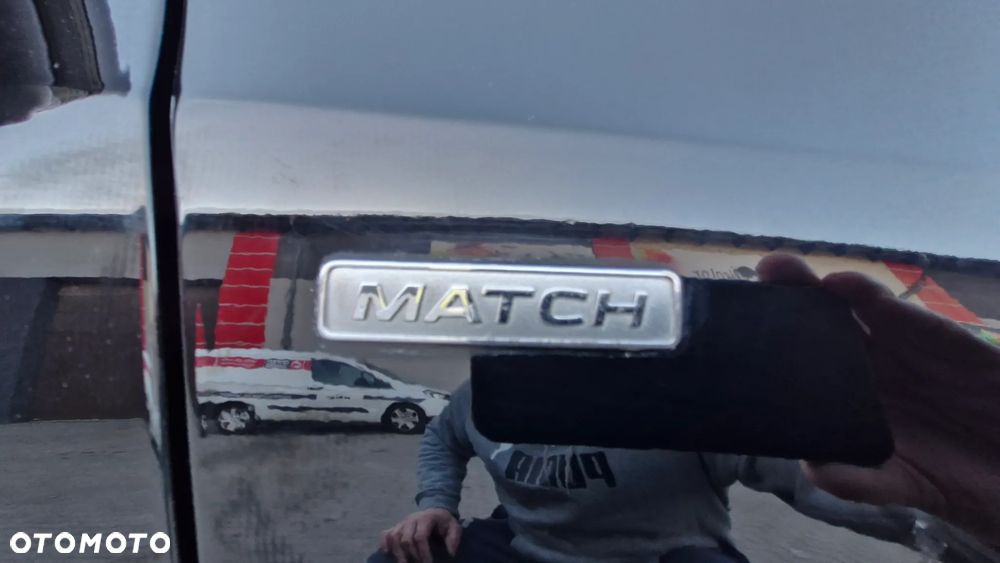 Volkswagen Golf 1.6 TDI DPF MATCH - 37