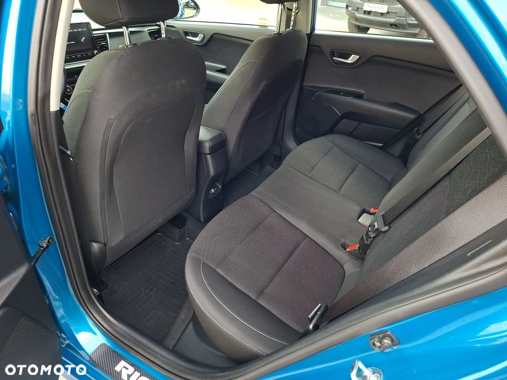 Kia Rio 1.2 L - 30