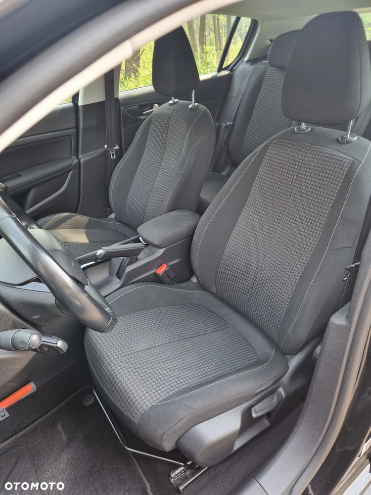 Peugeot 308 - 14