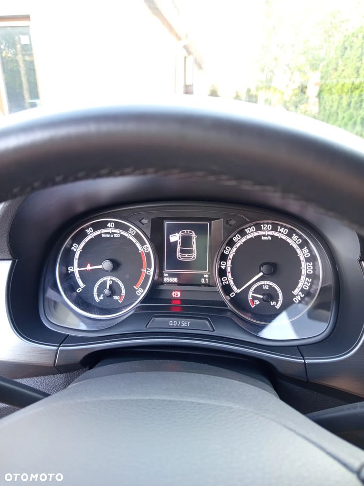 Skoda Fabia 1.0 TSI Active - 11