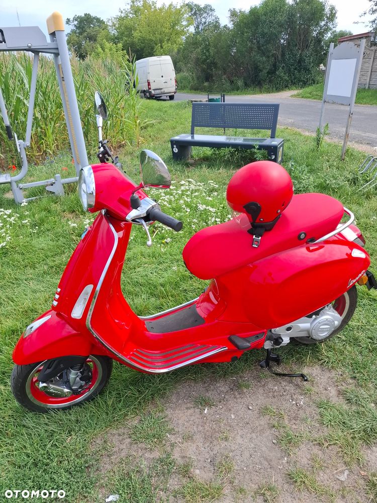 Piaggio Vespa - 1