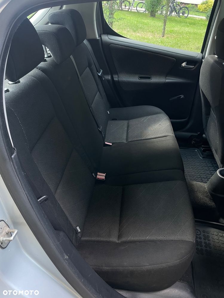 Peugeot 207 110 HDi FAP (Blue Lion) Sport - 13