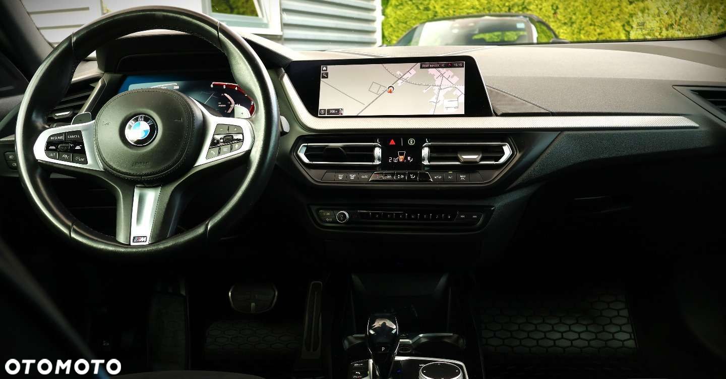 BMW Seria 2 218d M Sport - 13