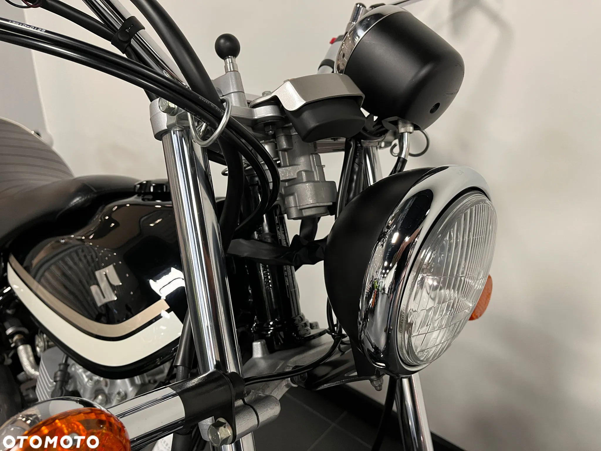 Suzuki RV - 25