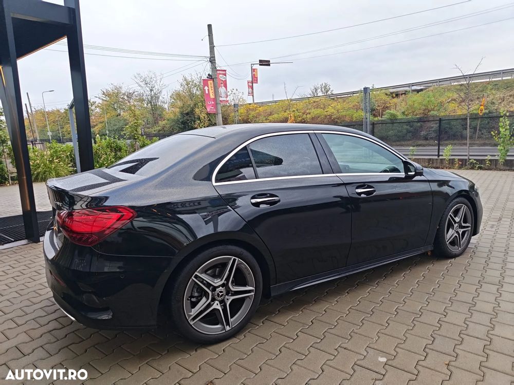 Mercedes-Benz A 220 4Matic MHEV 8G-DCT - 4