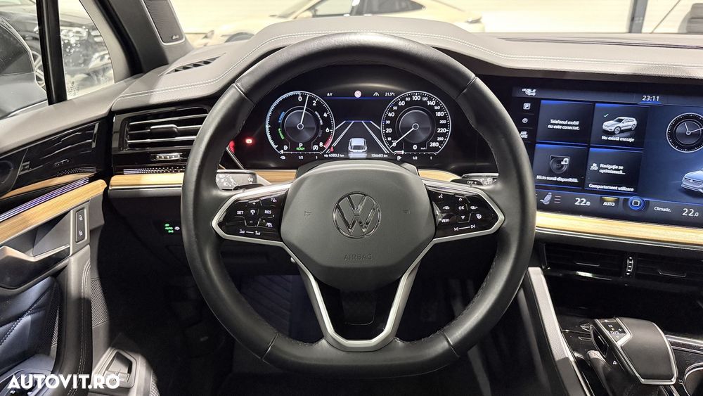 Volkswagen Touareg 3.0 V6 e-Hybrid 4Motion Aut. Atmosphere - 25