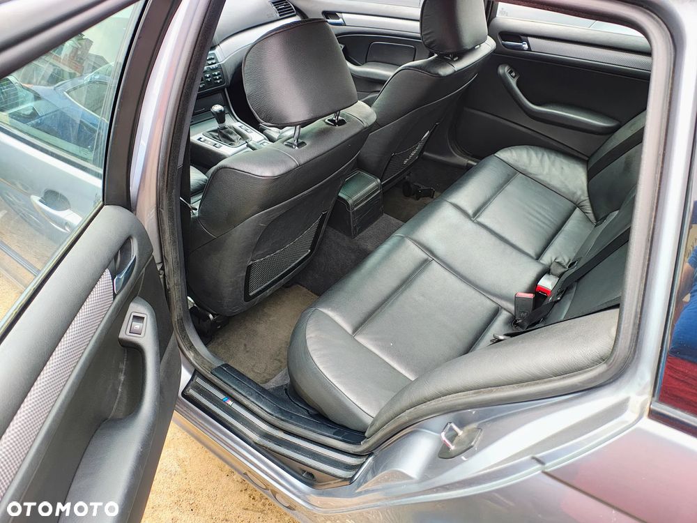 BMW Seria 3 330d - 31