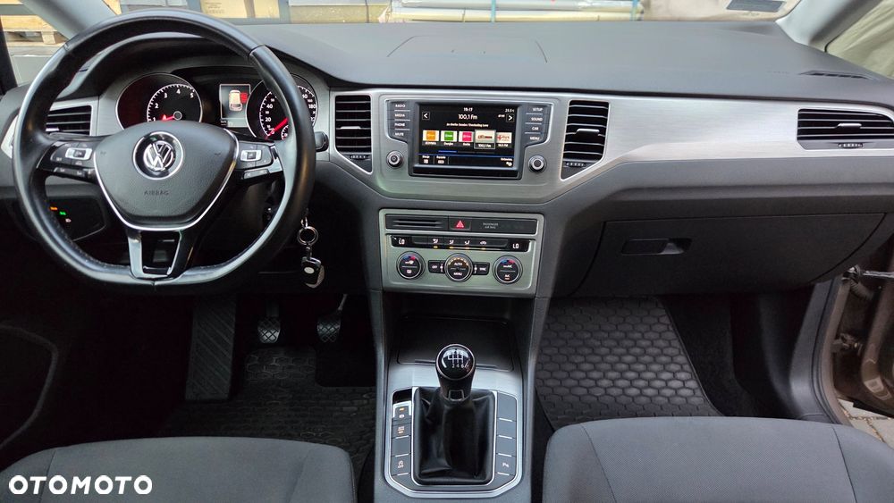 Volkswagen Golf Sportsvan SV 1.2 TSI BMT Comfortline - 5