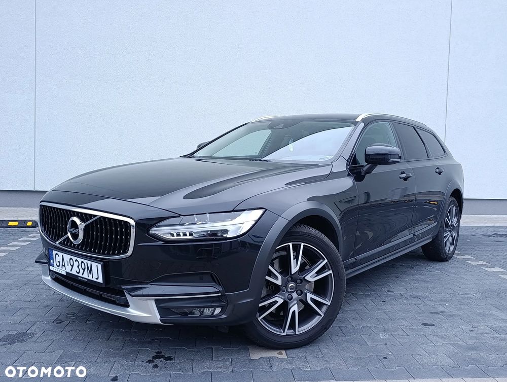 Volvo V90 Cross Country D5 AWD - 2