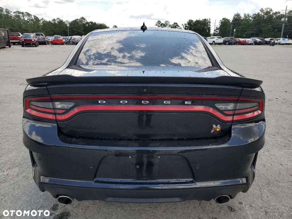 Dodge Charger 6.4 Scat Pack - 6