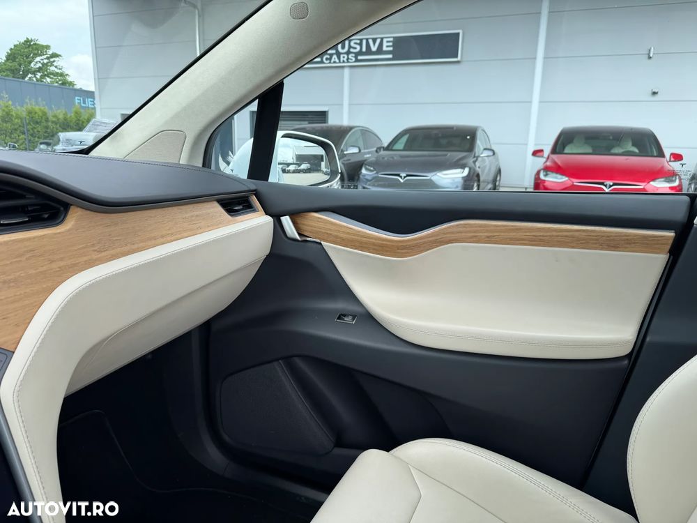 Tesla Model X 100D Allradantrieb - 2