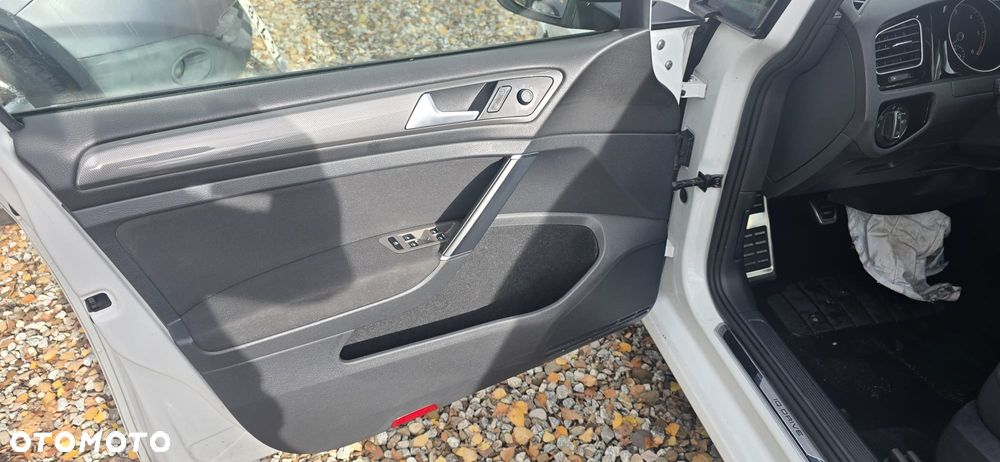 Volkswagen Golf 1.6 TDI SCR IQ.DRIVE - 15