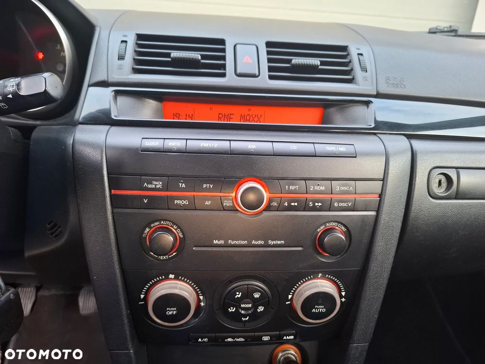 Mazda 3 1.6 16V Exclusive - 10