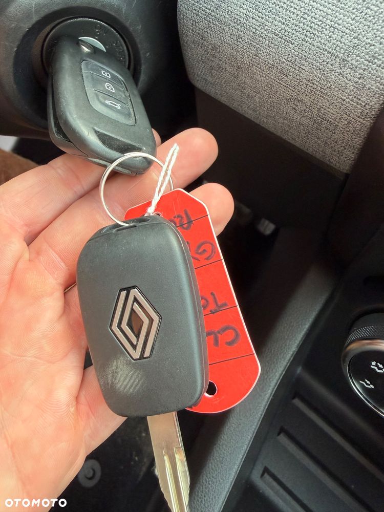Renault Clio - 12