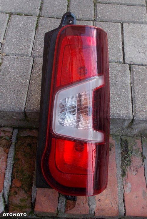 TOYOTA PROACE CITY OPEL COMBO BERLINGO 19+ PRAWA TYLNA LAMPA ORYGINAŁ - 1