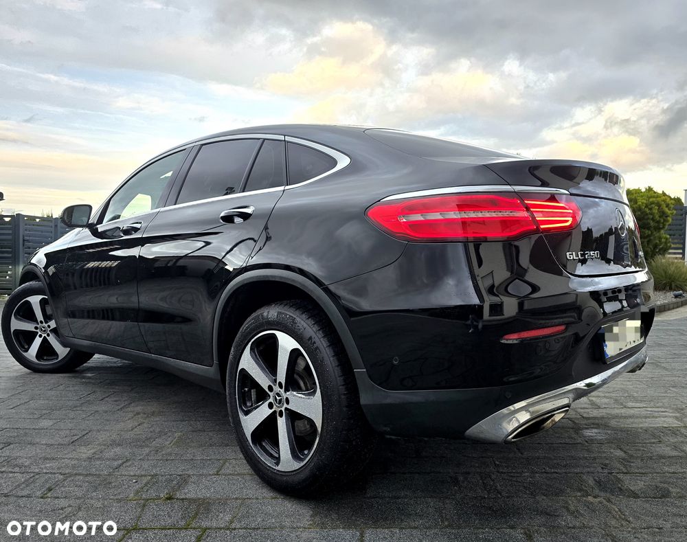 Mercedes-Benz GLC Coupe 250 4-Matic - 16