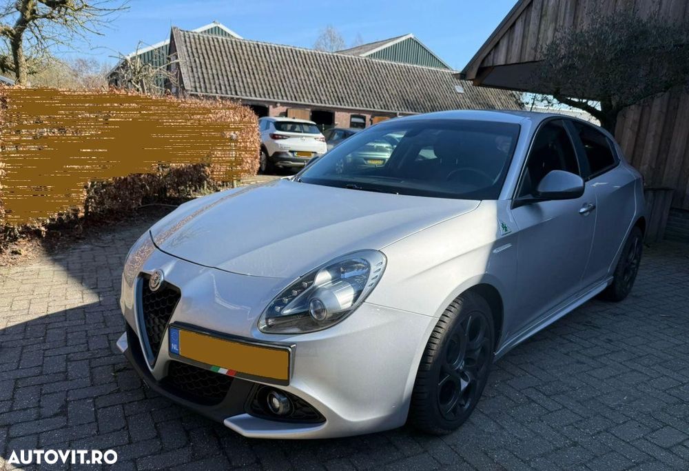 Alfa Romeo Giulietta - 1