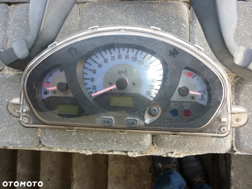 Zegary licznik Suzuki Burgman 400 rok 1998-2002 - 1