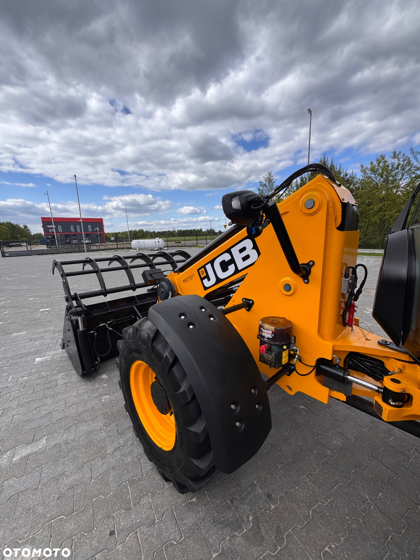 JCB TM 220 |przegubowo-teleskopowa | 2019r| 2 łyżki | krokodyl | szybka jazda 40km | - 27