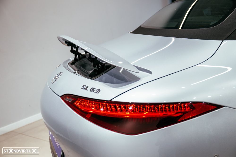 Mercedes-Benz SL 63 AMG 4Matic+ - 9