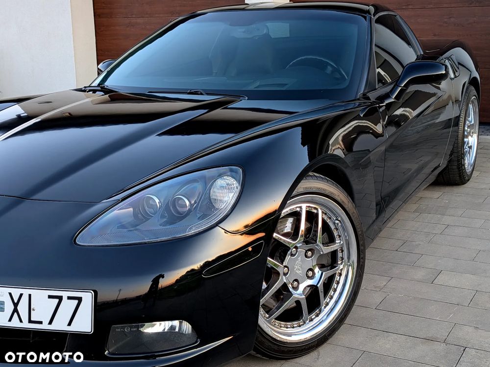 Chevrolet Corvette - 5