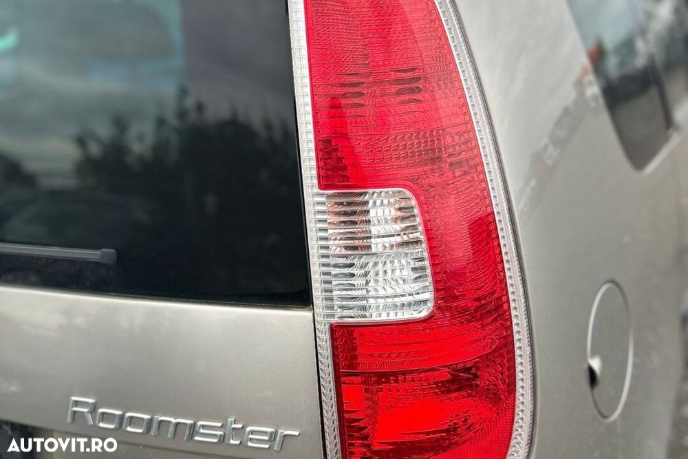 STOP STANGA/DREAPTA SKODA ROOMSTER - AN 2011 - 2