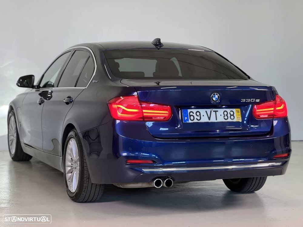 BMW 330 e iPerformance Line Luxury - 17