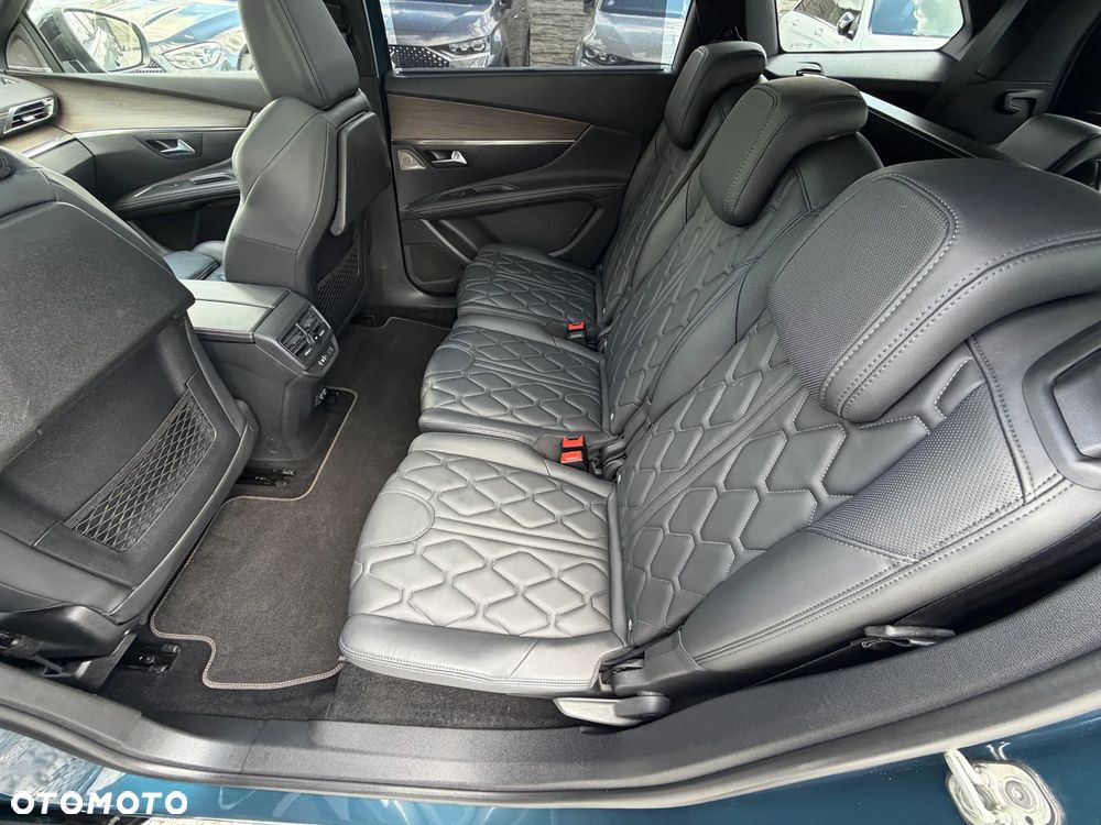 Peugeot 5008 PureTech 180 EAT8 Stop & Start GT - 32