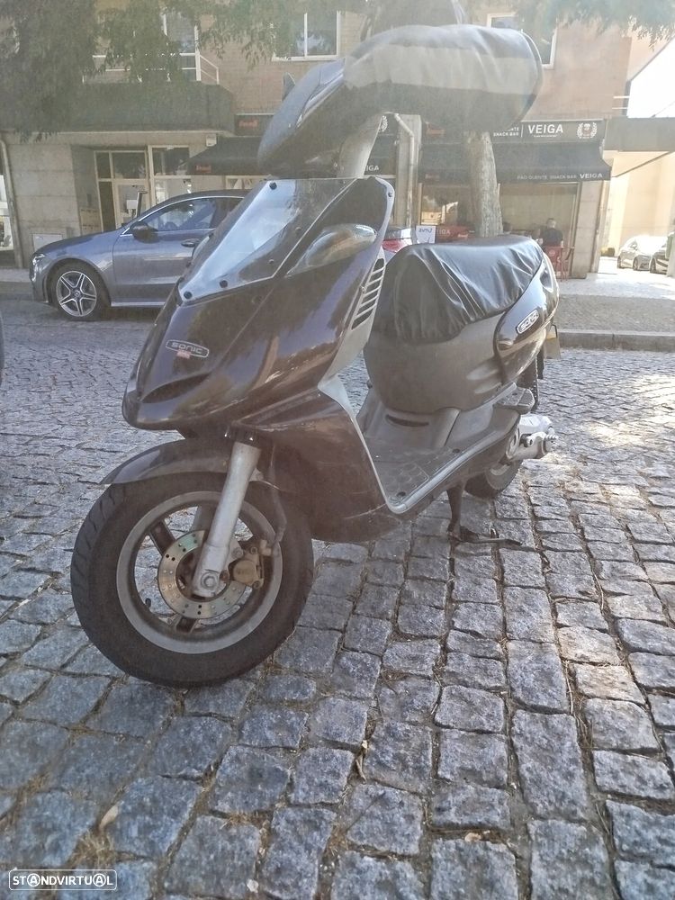 Aprilia Sonic 50AC - 2