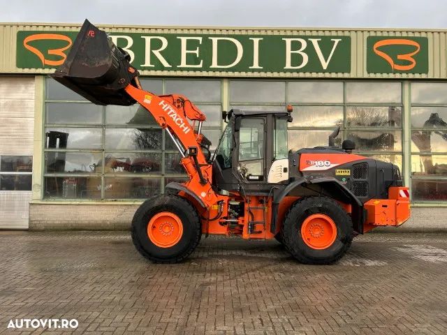 Hitachi ZW 180-6 - 7