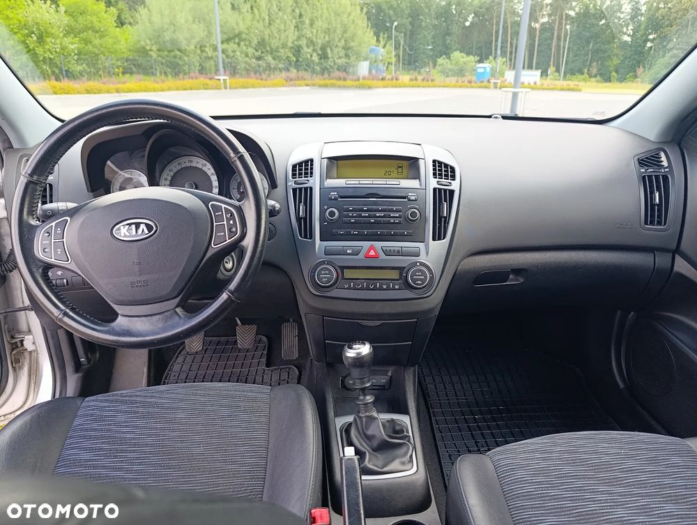 Kia ProCeed 1.6 CVVT LX - 9