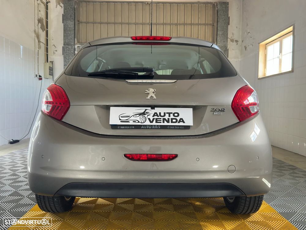 Peugeot 208 e-HDi FAP 92 Stop&Start Style - 5