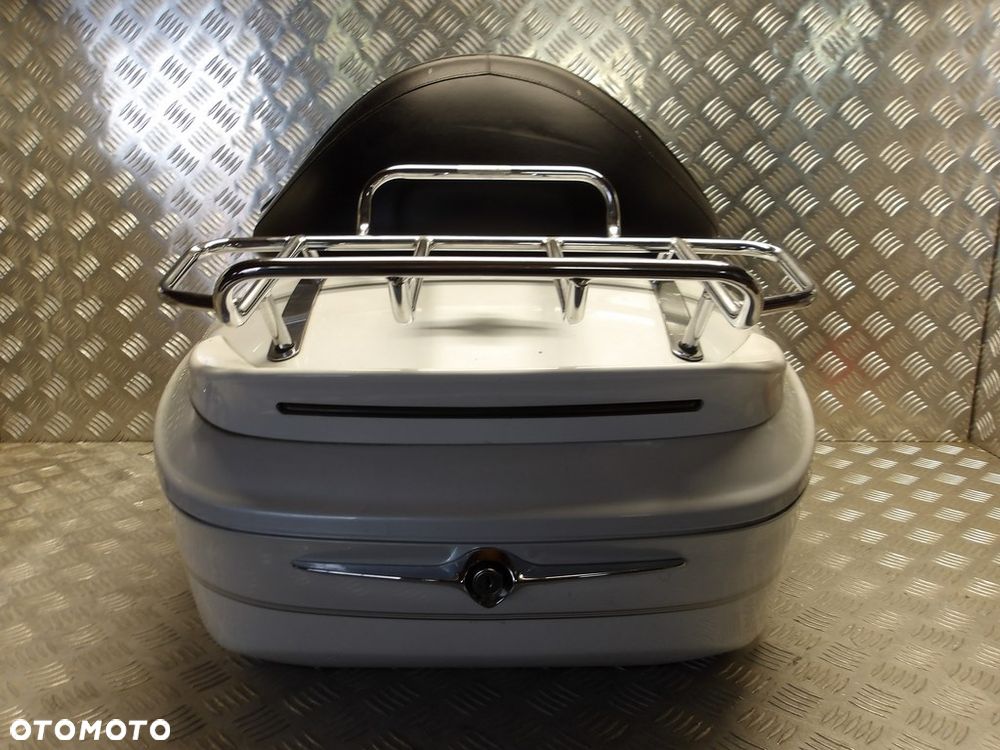 Kufer centralny kompletny YAMAHA XVZ 1300 ROYAL STAR VENTURE 99-13r   PN. 4XY-W2846-00 - 1