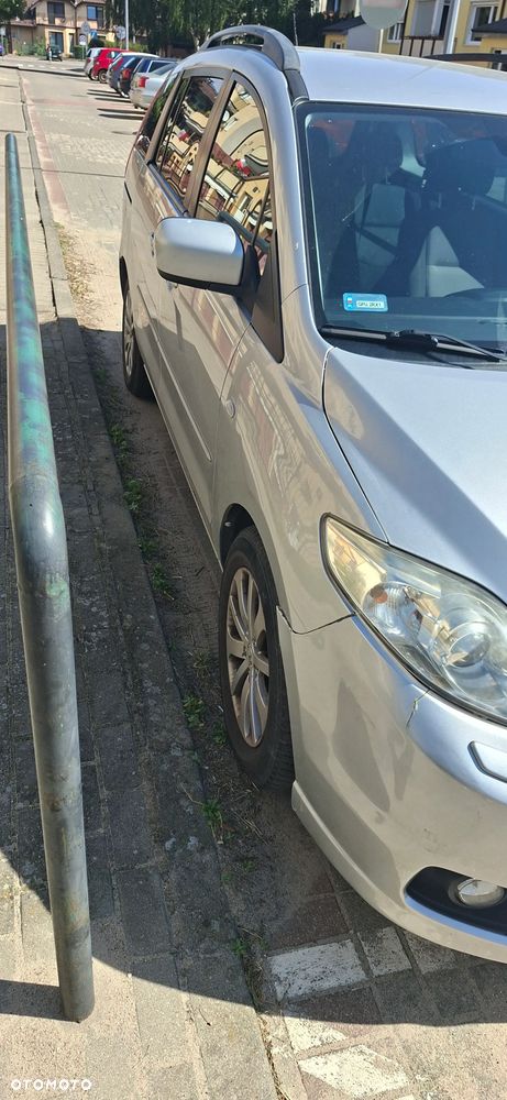 Mazda 5 - 6