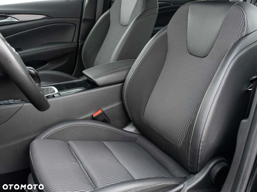 Opel Insignia 2.0 CDTI Business Elegance S&S - 12