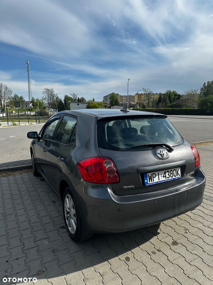 Toyota Auris 2.0 D-4D Sol - 4