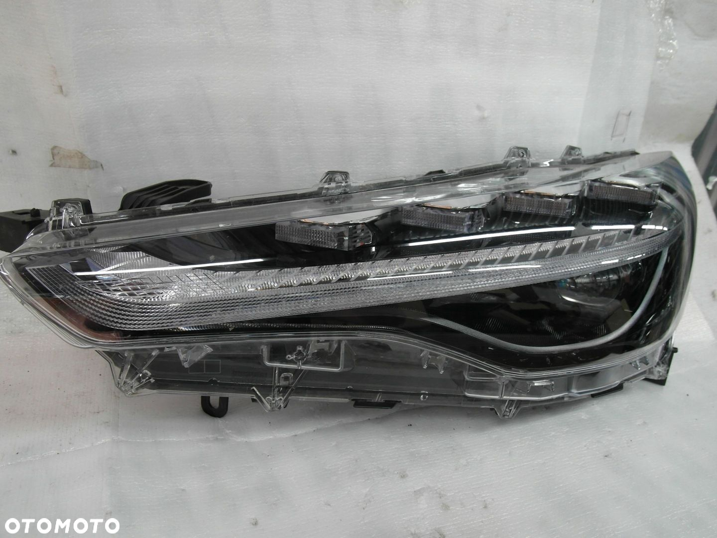 TOYOTA COROLLA CROSS E21 FULL LED BDB LAMPA PRZEDNIA LEWA HASCO 16-184 NR72 - 6