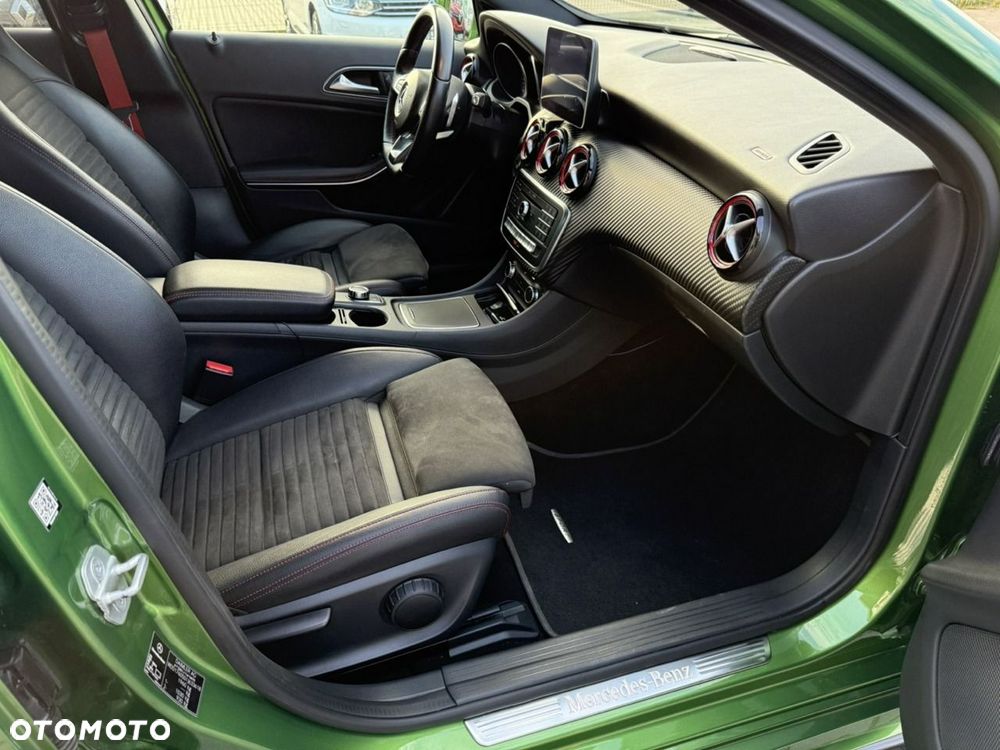 Mercedes-Benz Klasa A 250 7G-DCT Sport - 17