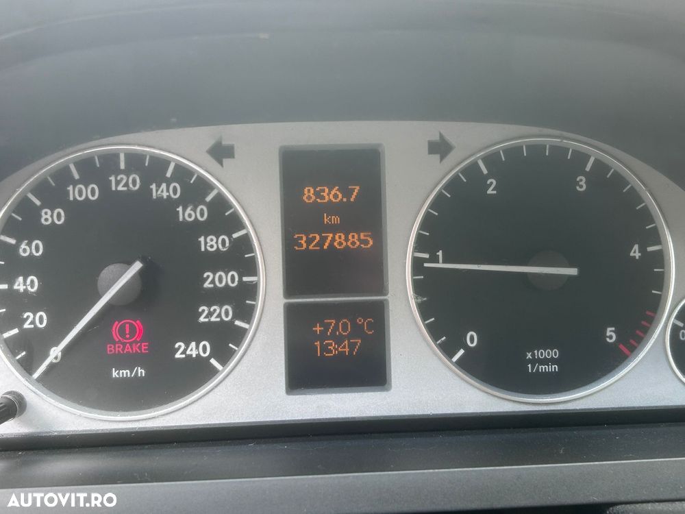 Mercedes-Benz B 180 CDI - 21