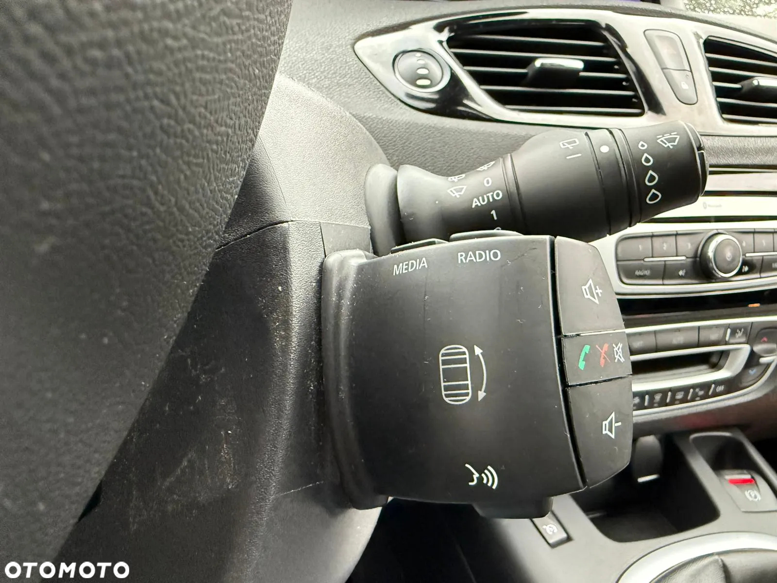 Renault Scenic ENERGY dCi 130 INITIALE PARIS - 34