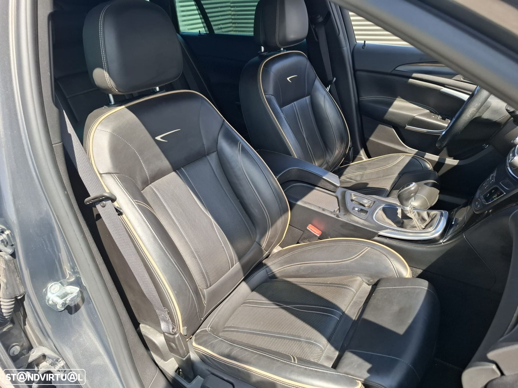 Opel Insignia Country Tourer 2.0 CDTi AWD S/S - 21
