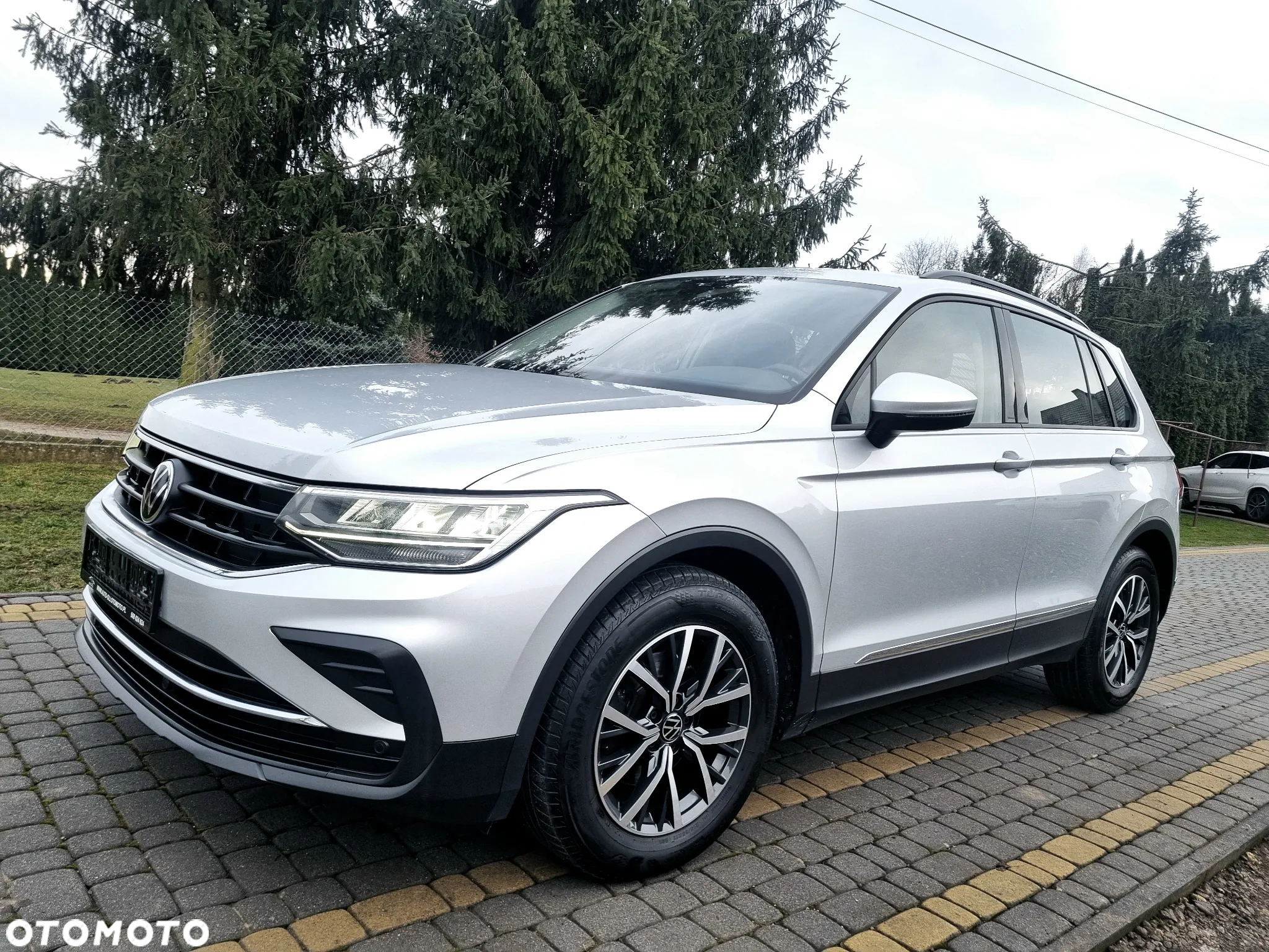 Volkswagen Tiguan 2.0 TDI Life DSG - 2