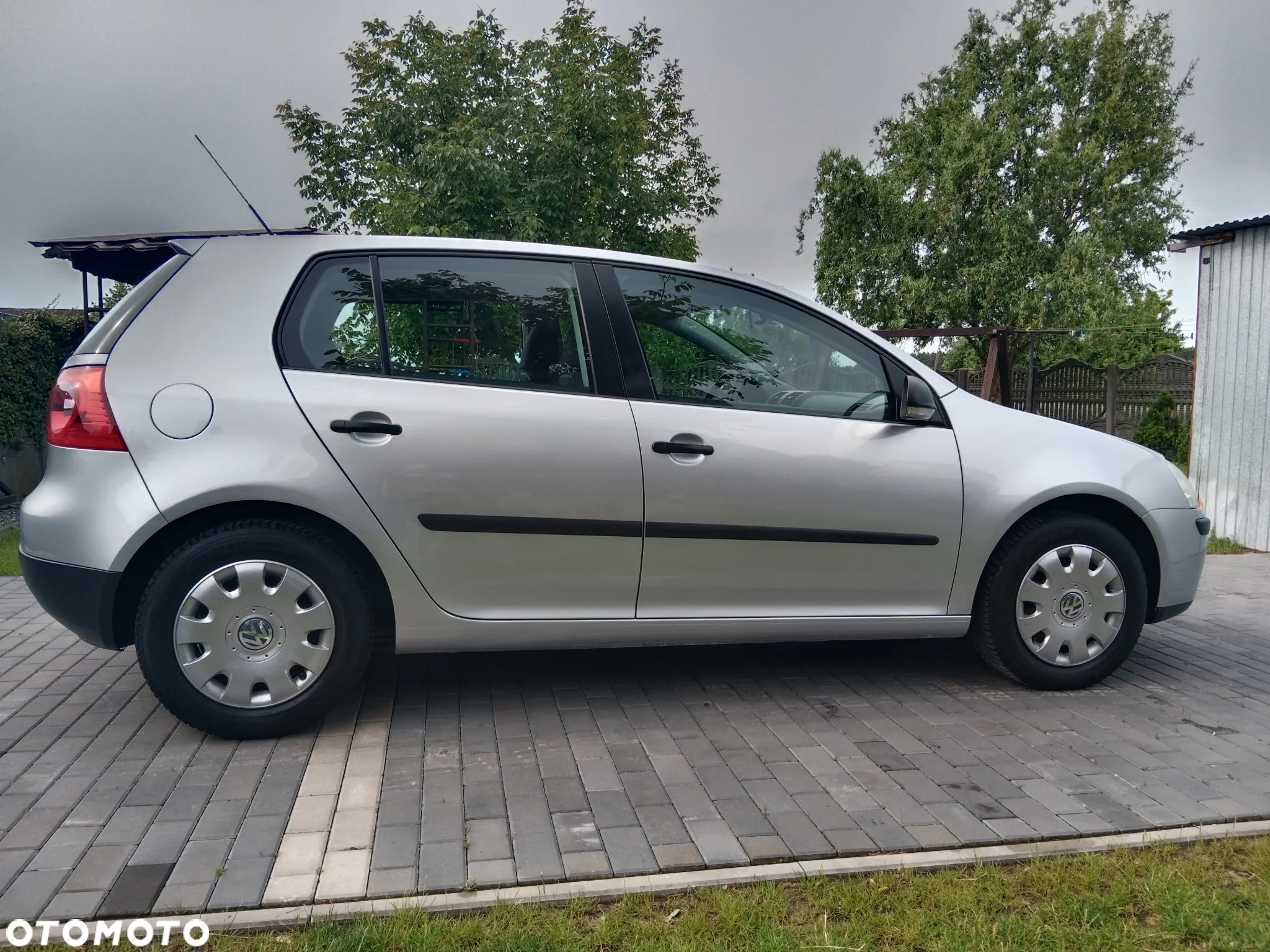 Volkswagen Golf - 5