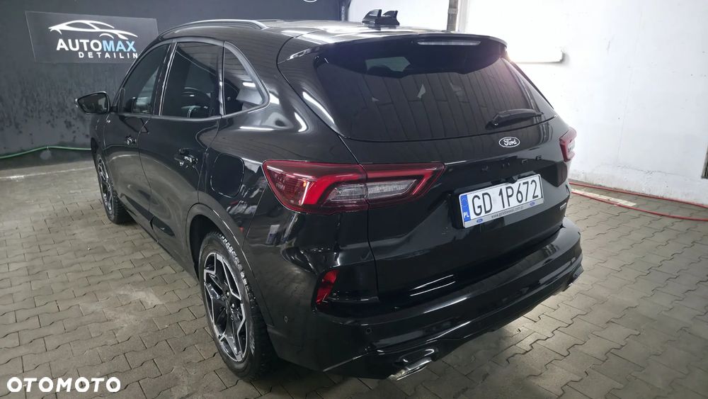 Ford Kuga 2.5P PHEV FWD ST-Line X eCVT - 19