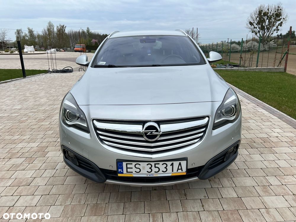 Opel Insignia - 12