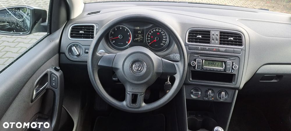 Volkswagen Polo - 21