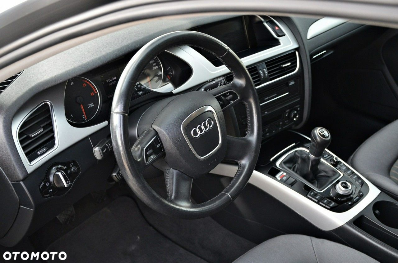 Audi A4 - 12